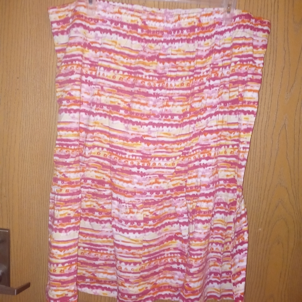 COZEE corner Multi colored skirt 4x. A-10